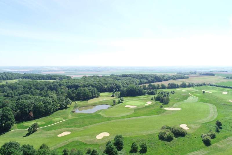 Domaine de Roncemay Aerial View | Golf &amp; Domaine du Roncemay | Golf course Yonne