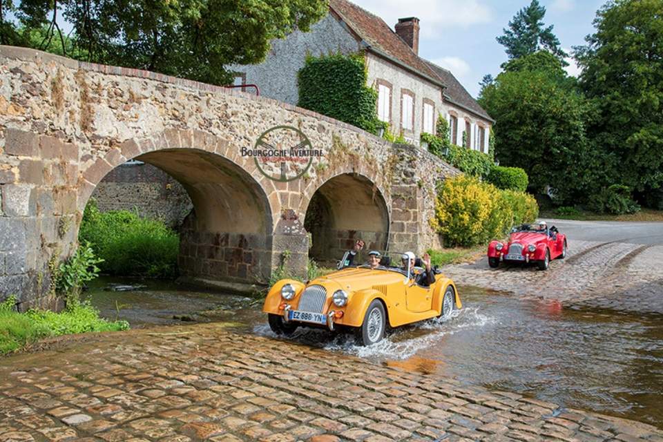 car bourgogne aventure<br />
 